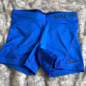 Nike booty shorts